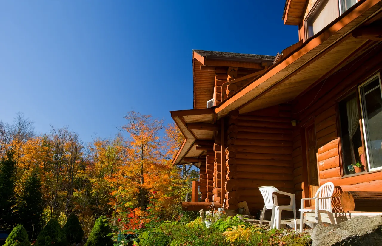 Why Fall is the Best Time for Roof Inspections and Repairs